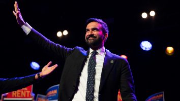 Zohran Mamdani a câștigat alegerile și devine primul primar musulman al New York-ului. Trump: „…ȘI ASTFEL ÎNCEPE!”