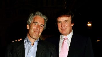 Donald Trump a semnat legea privind desecretizarea Dosarelor Epstein: „Poate că adevărul despre acești Democrați și legăturile lor cu Jeffrey Epstein va fi dezvăluit în curând”