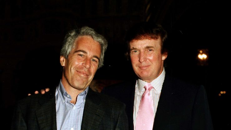 Donald Trump a semnat legea privind desecretizarea Dosarelor Epstein: „Poate că adevărul despre acești Democrați și legăturile lor cu Jeffrey Epstein va fi dezvăluit în curând”