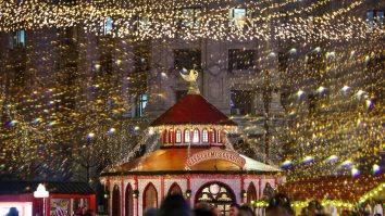 La ce târg de Crăciun mergi în weekend? Bucureștiul intră în atmosfera sărbătorilor cu 8 târguri festive. Târgul din Craiova este pe primul loc în clasamentul European Best Destinations