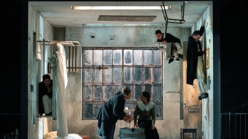 Regizorul Yuri Kordonsky revine în România cu „Metamorfoza” de Franz Kafka. Până când poți vedea spectacolul la Teatrul Excelsior