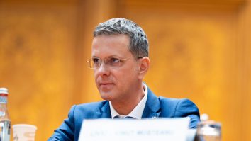 Ionuț Moșteanu demisionează din funcția de ministru al Apărării Naționale: „Fac acest gest cu asumare și respect față de Armata Română”