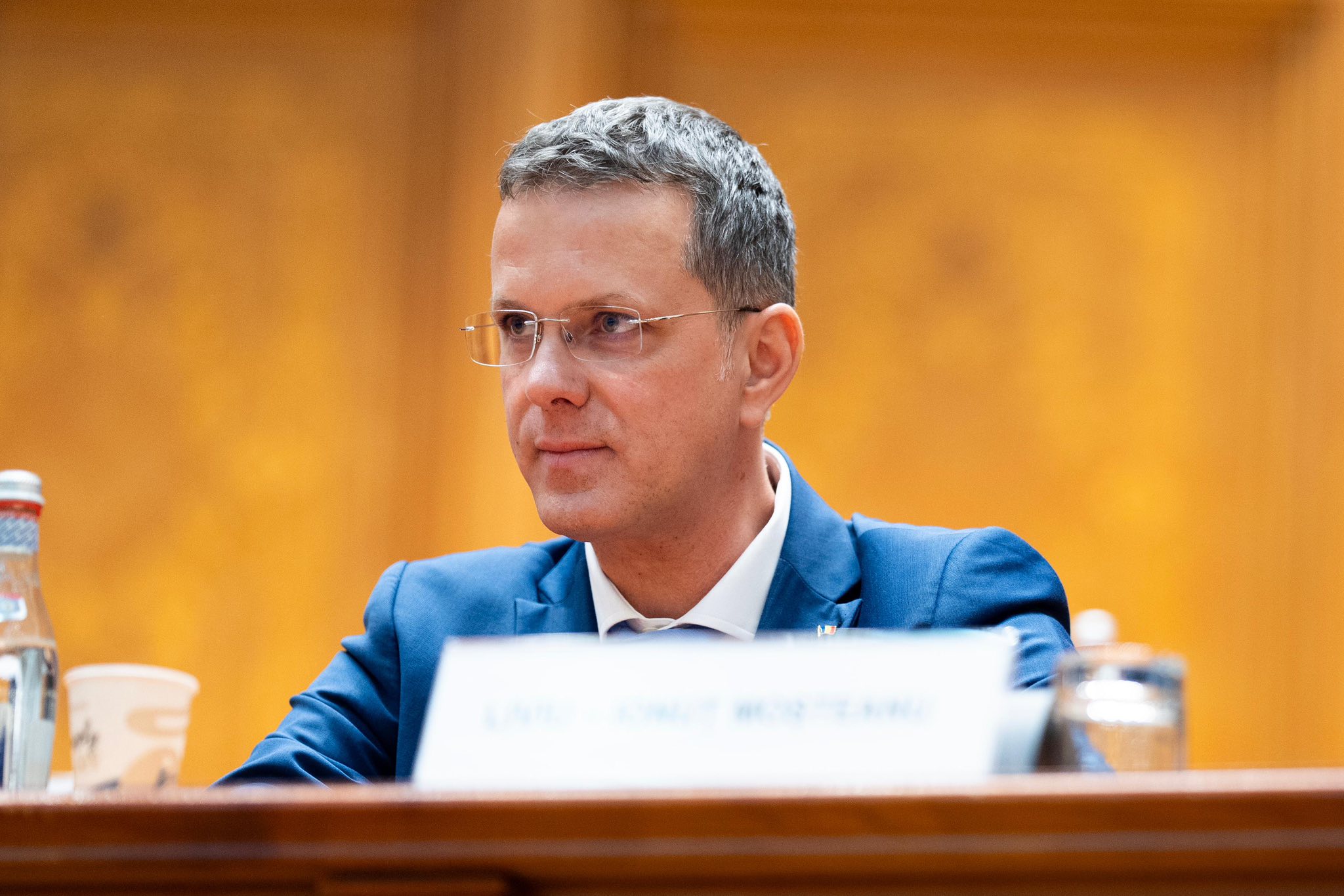 Ionuț Moșteanu demisionează din funcția de ministru al Apărării Naționale: „Fac acest gest cu asumare și respect față de Armata Română”