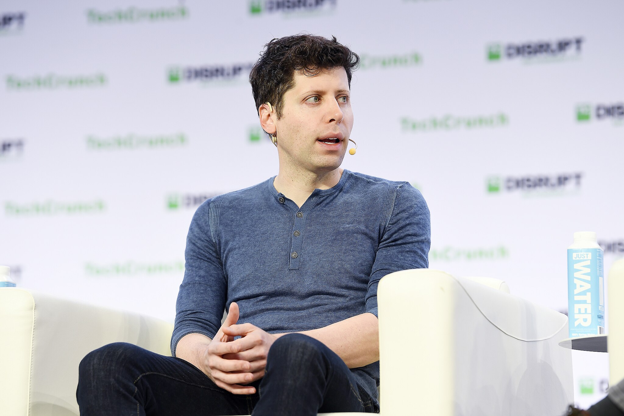 Miliardarii lasă Inteligența Artificială în locul lor la job. Sam Altman vrea CEO A.I. la OpenAI ca el să devină fermier