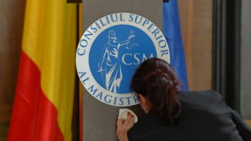 Coaliția de guvernare condusă de Bolojan nu a reușit să convingă CSM. Magistrații au refuzat din nou Reforma Pensiilor Speciale