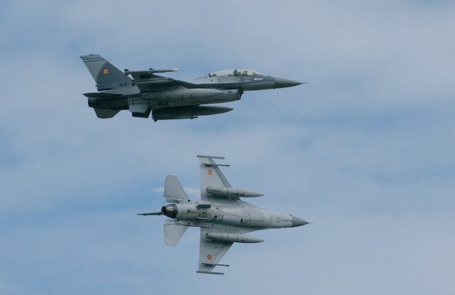 Două drone au pătruns ilegal în spațiul aerian al Republicii Moldova. Autoritățile au închis temporar traficul aerian