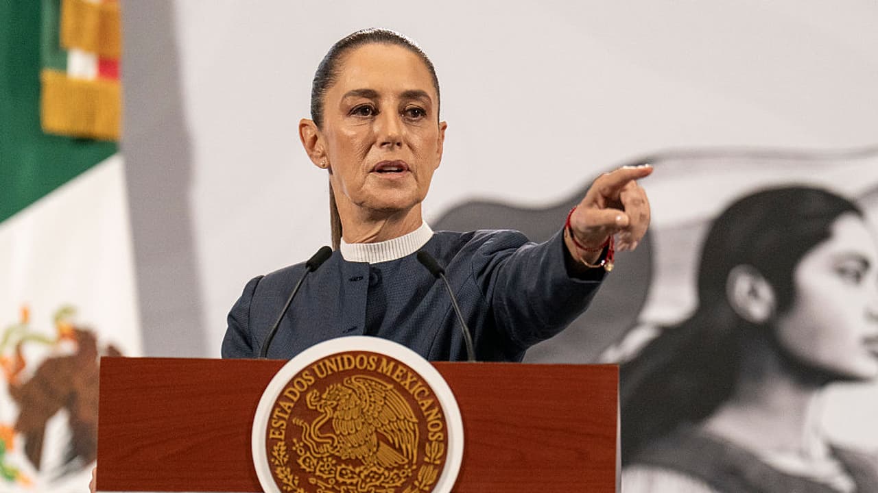 Congresul din Peru a votat pentru a o declara pe Președinta mexicană, Claudia Sheinbaum, persona non grata