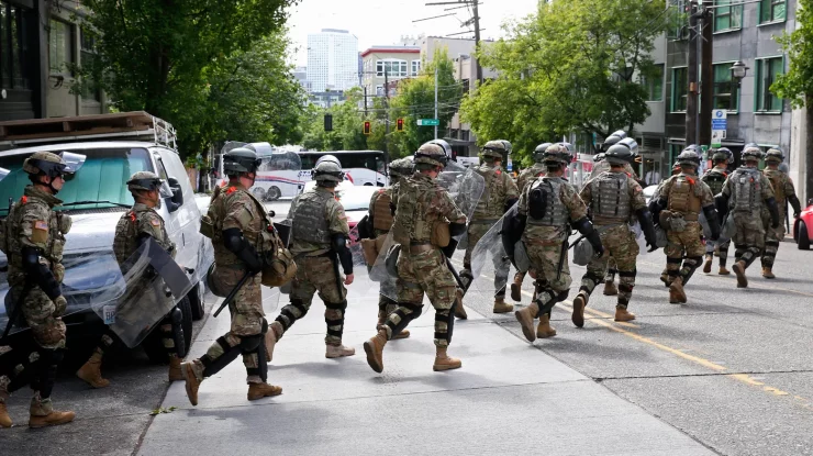 Judecătoarea federală din Oregon l-a blocat pe Trump să desfășoare trupe ale Gărzii Naționale în Portland