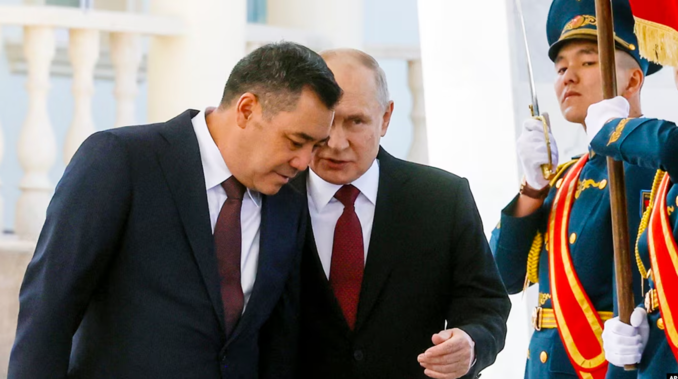 Putin începe astăzi o vizită de trei zile în Kîrgîzstan. Kremlinul anunță că liderii vor semna „o declarație de cooperare”