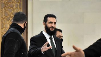 Siria a efectuat operațiuni preventive la nivel național care au vizat celulele Statului Islamic. Președintele al-Sharaa se află în SUA