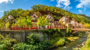 Curtea de Apel Timișoara a decis: 19 imobile, hoteluri şi băi termale din Băile Herculane revin în Patrimoniul statului. Oana Chirilă: „Rămâne de văzut dacă statul român poate să gestioneze o asemenea problemă. Ar trebui să devină proiect de țară, să fie implicați privații”