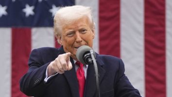 Administrația Trump interzice vizele pentru persoanele obeze și bolnave cronice