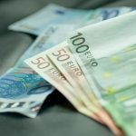 România e printre țările europene unde angajații păstrează cel mai puțin dintr-un salariu brut de 100.000 de euro. Bulgaria este singura țară unde salariul net depășește 85.000 de euro