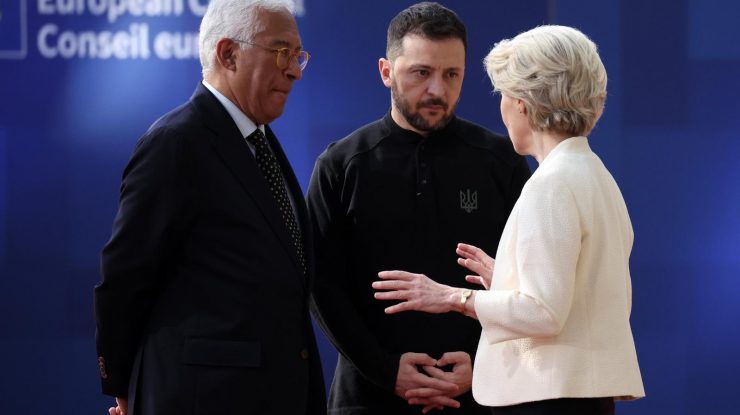 Uniunea Europeană promite să îi ofere lui Zelenski „tot sprijinul de care are nevoie: diplomatic, militar și economic”, în timp ce viitorul Ucrainei rămâne incert