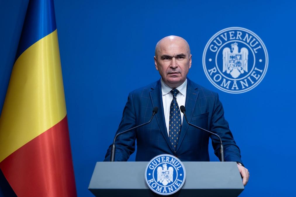 Bolojan vrea să pună la punct Reforma Pensiilor „până marți”. Toni Neacșu, fost judecător CSM: „Sunt convins că Premierul va acționa neconstituțional, din nou. Guvernul vrea să dea vina pe CSM, pentru că România va pierde niște bani”