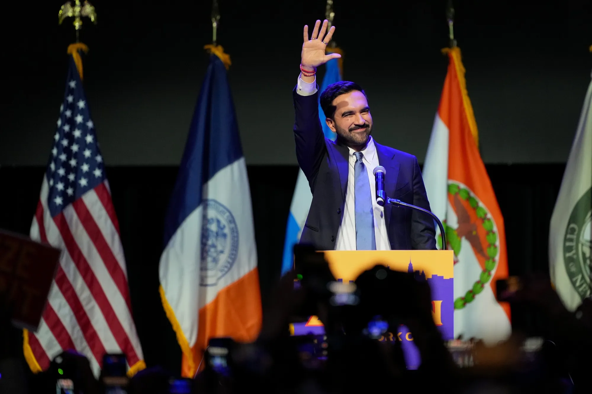 Trump îl primește astăzi la Casa Albă pe Zohran Mamdani, Primarul „comunist” al New York-ului, după luni de zile în care s-au jignit reciproc