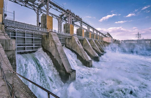 Hidroelectrica, lider pe piaţa de furnizare, resimte costurile uriaşe ale expansiunii: Achizițiile de energie au urcat de şase ori în T3/2025 la 370 de milioane de lei din cauza producţiei slabe. Pentru a satisface cererea a 1 milion de clienţi, cel mai mare producător de energie cumpără energie