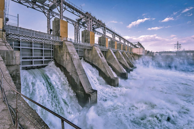 Hidroelectrica, lider pe piaţa de furnizare, resimte costurile uriaşe ale expansiunii: Achizițiile de energie au urcat de şase ori în T3/2025 la 370 de milioane de lei din cauza producţiei slabe. Pentru a satisface cererea a 1 milion de clienţi, cel mai mare producător de energie cumpără energie