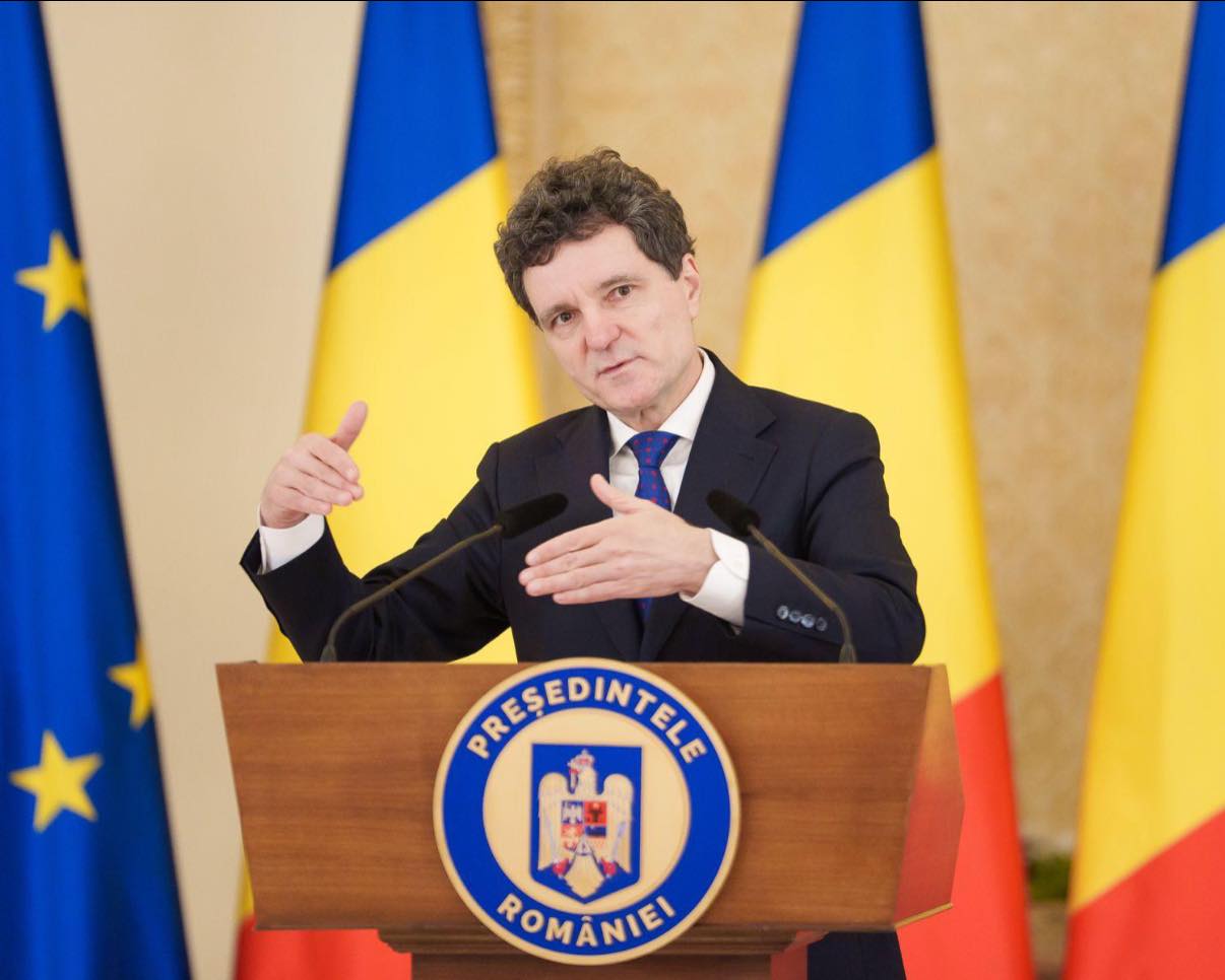 Nicușor Dan: „Nu văd motive pentru care această coaliție să nu continue să funcționeze. Și eu mi-aș dori ca liderii partidelor din Coaliție să nu se critice, discuțiile să fie mai constructive, ce este stabilit să rămână stabilit”