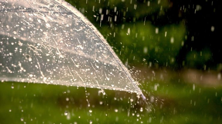 ANM anunță ploi și intensificări ale vântului până duminică dimineață. Meteorologii au emis cod galben de precipitații în județele Mehedinți și Gorj