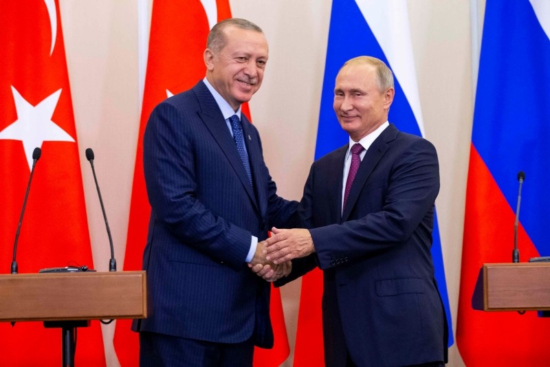Erdogan anunță că va discuta cu Putin despre războiul din Ucraina, la o săptămână după întâlnirea cu Zelenski. Președintele Turciei anunță că va cere Rusiei să relanseze acordul privind tranzitul cerealelor prin Marea Neagră