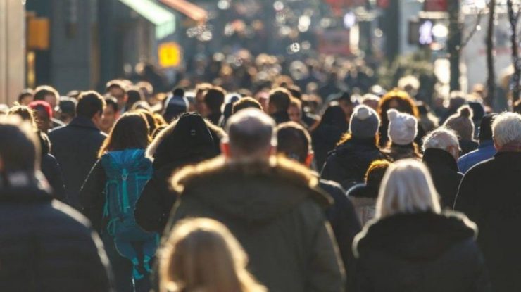 Date alarmante de la Eurostat: România e pe locul 3 la nivel european ca ritm de scădere a populației. Câți locuitori am putea avea până în 2050