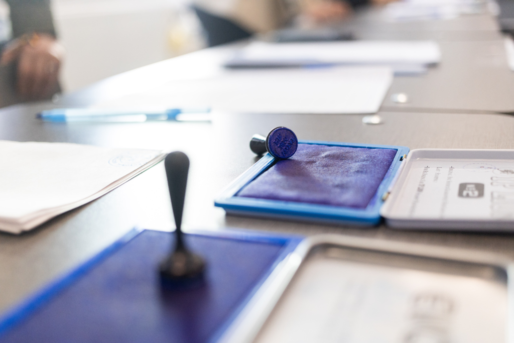 Mâine începe campania electorală pentru Primăria Capitalei. Candidații continuă să se atace reciproc. Ilie Bolojan și Olguța Vasilescu s-au apucat să critice sectoarele din București ca să-și sprijine favoriții