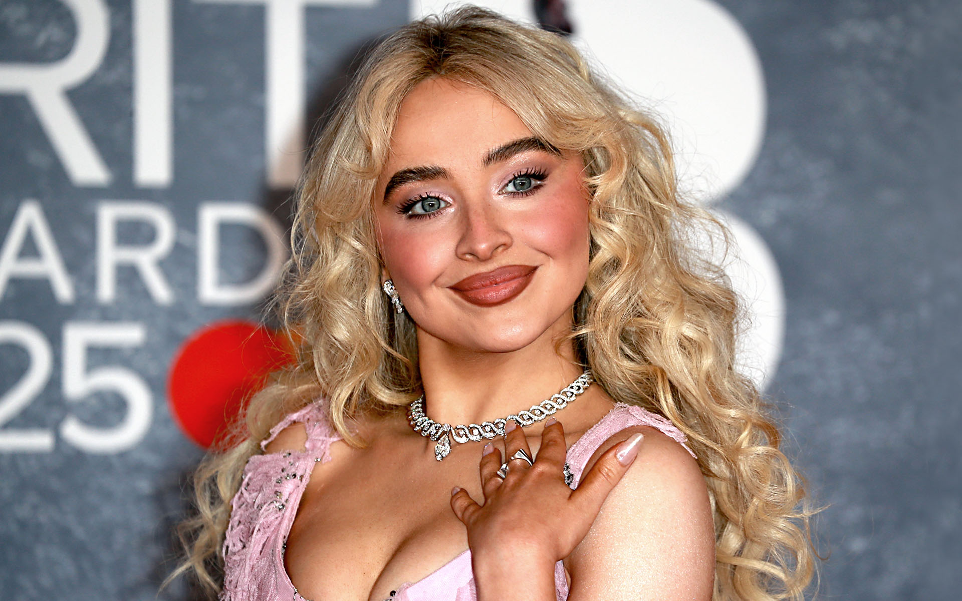 Sabrina Carpenter obține șase nominalizări la Premiile Grammy din 2026, inclusiv pentru Albumul Anului