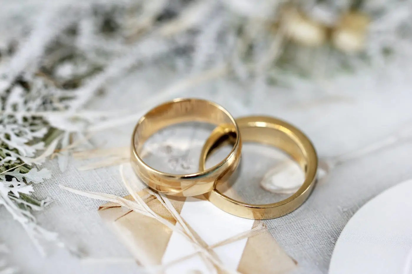 Căsătoria nu mai e finalul fericit: În România, aproape 2,5 milioane de oameni trăiesc singuri