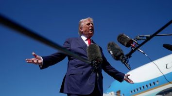 Trump anunță că „spațiul aerian al Venezuelei va fi închis în totalitate”. Statele Unite se pregătesc să lanseze ofensiva terestră pentru a ucide toți traficanții de droguri