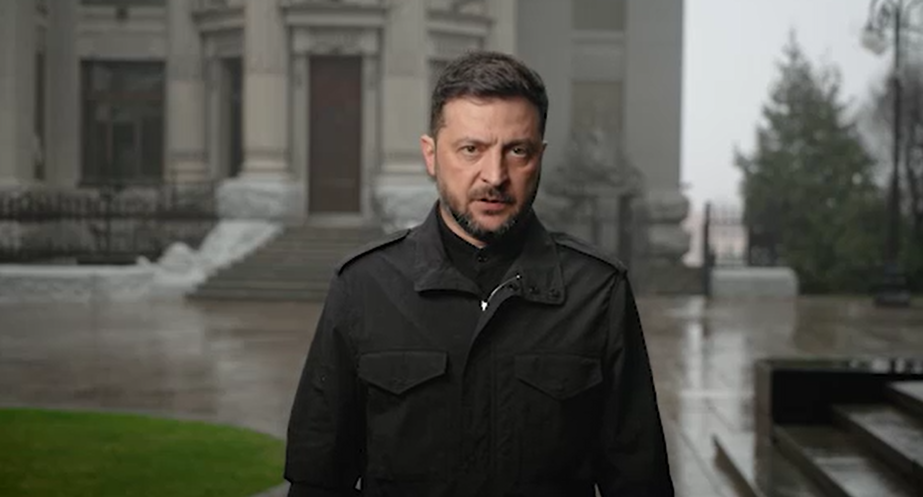 Zelenski, despre planul de pace redactat în secret de SUA și Rusia: „Ucraina trebuie să ia cea mai grea decizie din istoria țării. Fie ne pierdem demnitatea, fie pierdem sprijinul SUA dacă vom refuza planul lui Trump”