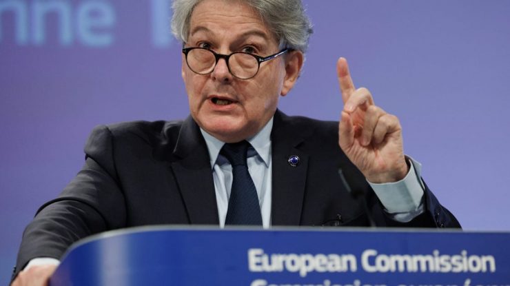Comisia Europeană condamnă „ferm” decizia SUA de a impune restricții de călătorie pentru cinci europeni, inclusiv fostul comisar european Thierry Breton