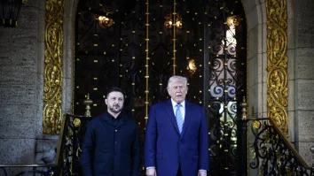 LIVE UPDATE. Trump și Zelenski participă la o conferință comună de presă, după negocierile de pace de la Mar-a-Lago: „Suntem mult mai aproape de un acord de pace, dar sunt negocieri foarte dificile. Totul se poate destrăma. Problema teritoriilor nu a fost încă rezolvată”