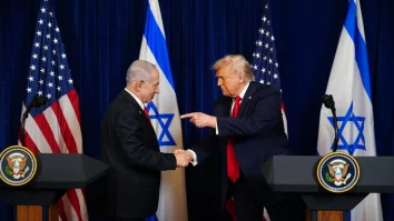 LIVE UPDATE. Netanyahu îi acordă lui Trump „Premiul Israelului” după discuțiile cu ușile închise de la Mar-a-Lago, cel mai prestigios premiu al țării acordat anterior doar israelienilor: „Ești cel mai bun prieten al Israelului”