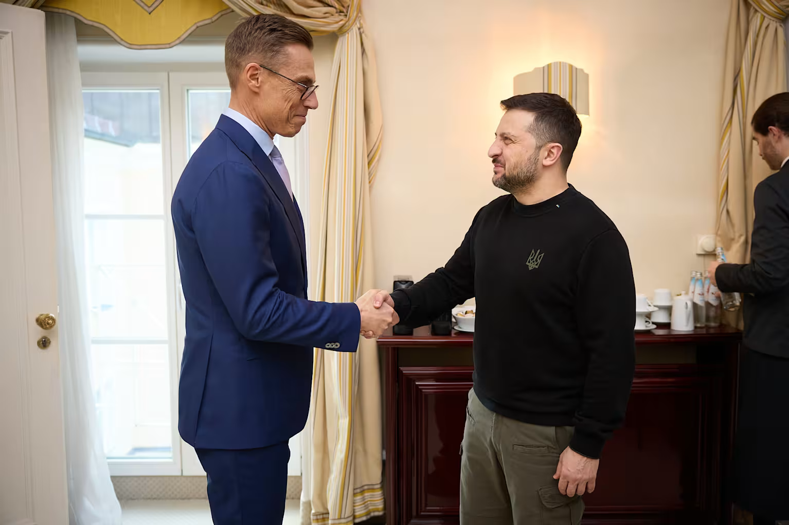 Alexander Stubb: „Suntem mai aproape ca niciodată de un acord de pace în Ucraina”. Președintele finlandez s-a întâlnit cu Zelenski înainte de negocierile de la Berlin