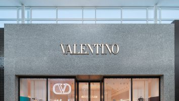 Inteligența Artificială nu mai e la modă. Casa Valentino e criticată după ce a făcut o reclamă cu A.I.: „Execuția este tristă, neglijentă și ieftină”