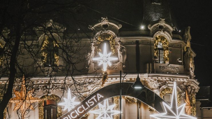 Ce evenimente şi activităţi îţi aduce weekendul dinaintea Crăciunului: târguri, maraton de filme de sezon şi un concert al Corului Madrigal în faţa casei Miţa Biciclista