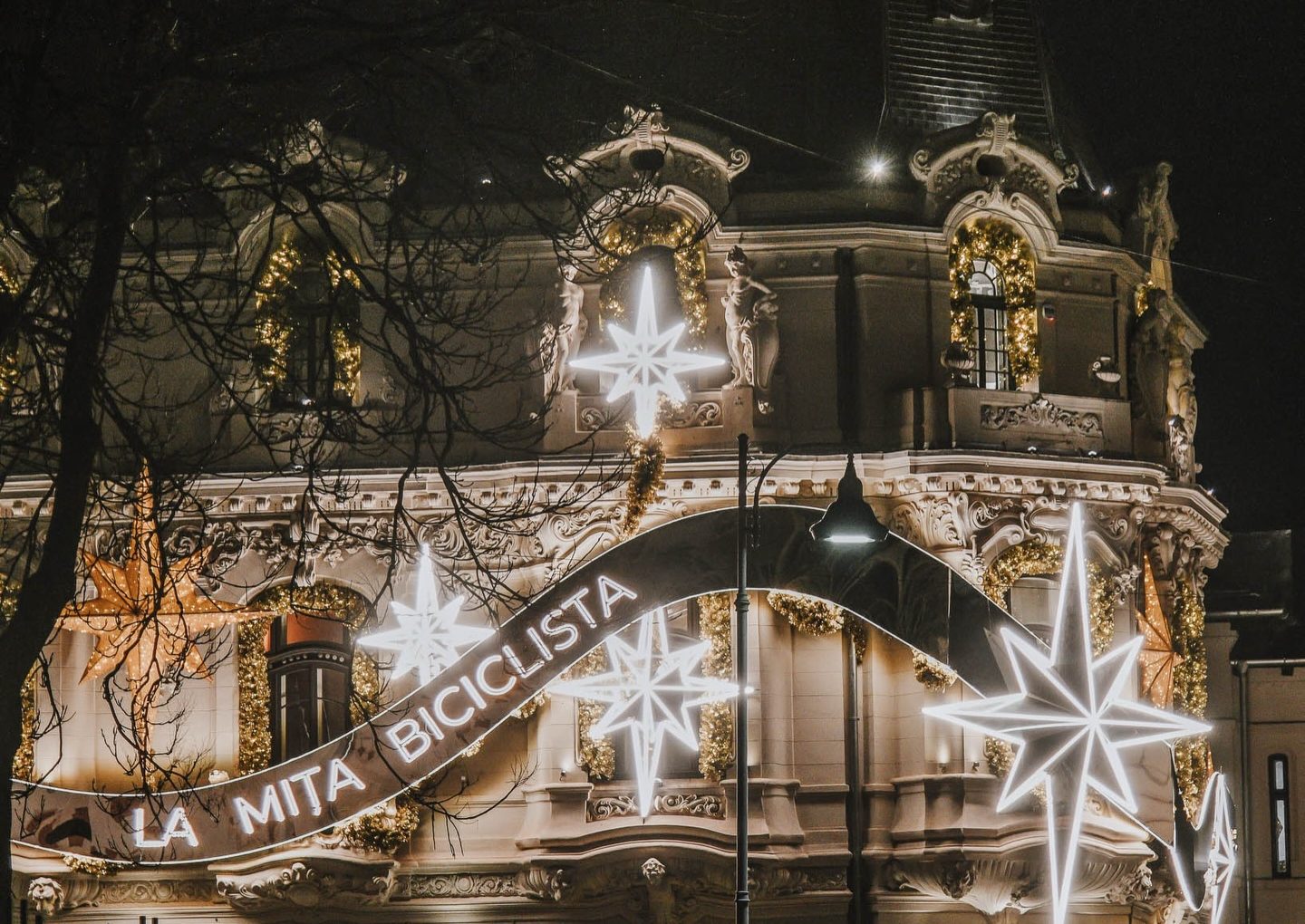 Ce evenimente şi activităţi îţi aduce weekendul dinaintea Crăciunului: târguri, maraton de filme de sezon şi un concert al Corului Madrigal în faţa casei Miţa Biciclista