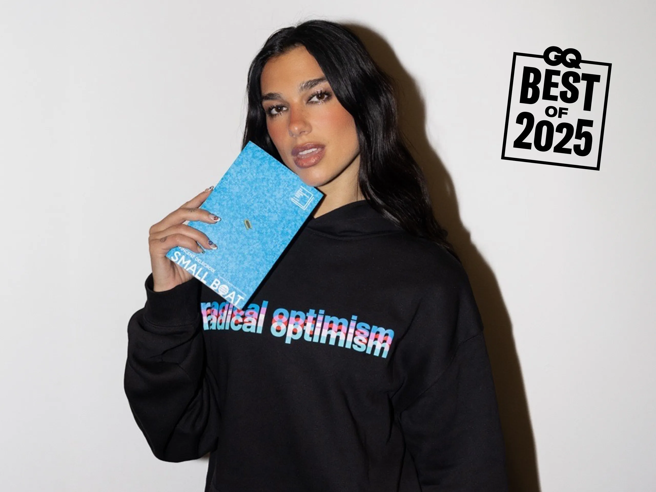Dua Lipa prezintă topul celor mai bune cărți citite de artistă în 2025. Lipa: „Aș putea citi cu ușurință…”