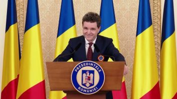 Mesajul Președintelui Nicușor Dan pentru români, de Ziua Constituției: „Acest moment ne invită să privim cu seriozitate la modul în care funcționează statul”