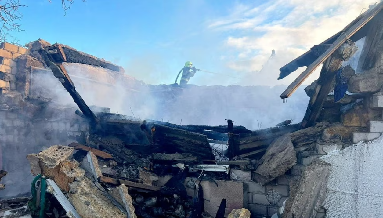 Ucraina suferă pene masive de curent în urma bombardamentelor rusești. Peste un milion de locuințe au rămas în întuneric