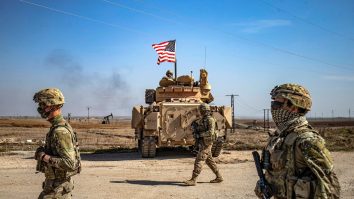 Congresul SUA a decis câți soldați americani rămân în România și Europa, odată cu aprobarea noului Buget pentru Apărare, de 901 miliarde de dolari. Ucraina va primi 400 de milioane de dolari în 2026