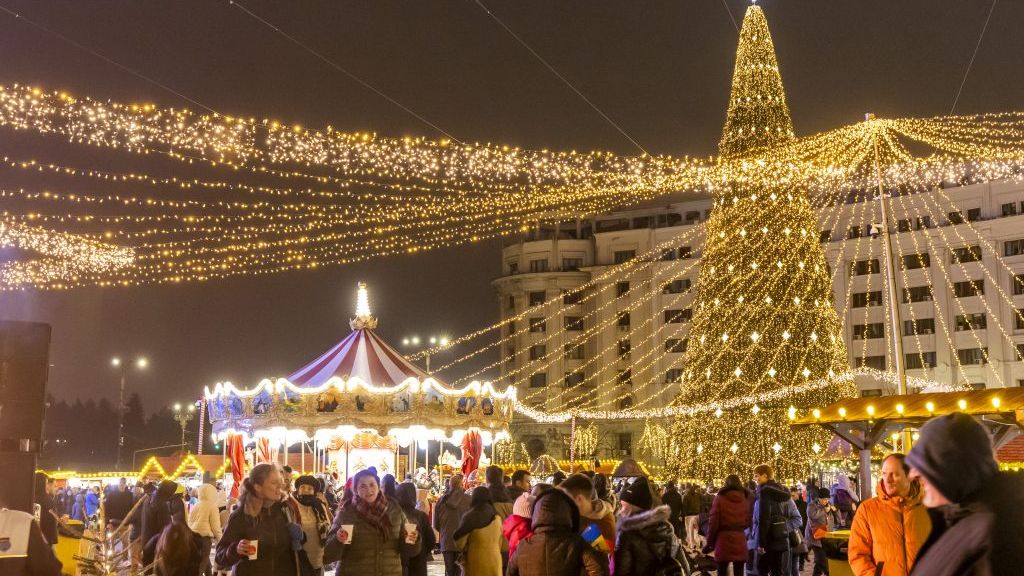 EXCLUSIV ALEPH NEWS. Cât te-a costat Crăciunul? Patru din opt mari Primării încă ascund cât au costat decorațiunile în 2025