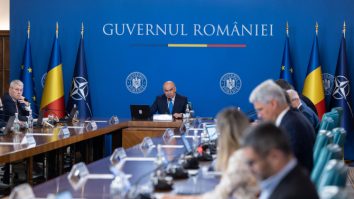 Cum va arăta Bugetul României în 2026? Bolojan a discutat astăzi cu Consiliul Investitorilor Străini. Cristian Hostiuc: „Nu există niciun plan de relansare economică. Coaliția nu are niciun chef și nicio dorință de a reduce cu adevărat cheltuielile bugetare”