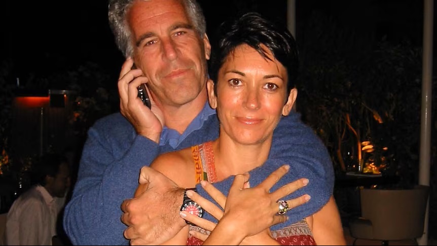 Noi documente din Dosarele Epstein, care au legătură cu Ghislaine Maxwell, asociata pedofilului, vor fi desecretizate. Un judecător federal a aprobat cererea Departamentului de Justiție pe baza legii „Epstein Files Transparency Act”