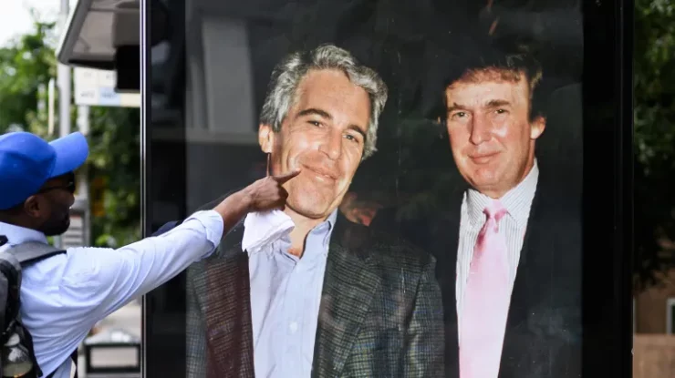 Departamentul de Justiție trebuie să declasifice Dosarele Epstein. Astăzi, 19 decembrie, expiră termenul limită. Presiune maximă pe Partidul Republican: Trump e acuzat de legături strânse cu pedofilul