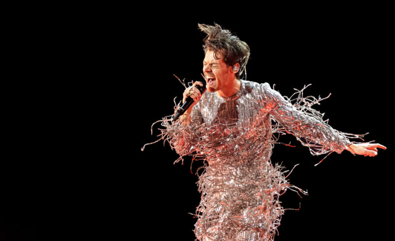 A început numărătoarea inversă pentru lansările muzicale din 2026. Harry Styles a lansat un videoclip nou, după doi ani de pauză