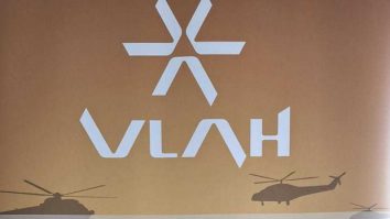 Prima mașină blindată tactică 4×4 românească este testată la Moreni. Vehiculul VLAH este produs printr-un parteneriat public-privat