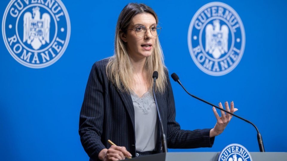 Diana Buzoianu anunță că Florin Ghiță, Directorul de la Apele Române, și-a dat demisia de onoare după criza din Prahova, care a lăsat 100.000 de oameni fără apă potabilă: „Operatorii ESZ și Buzău-Ialomița aveau obligația să informeze Ministerul Mediului”