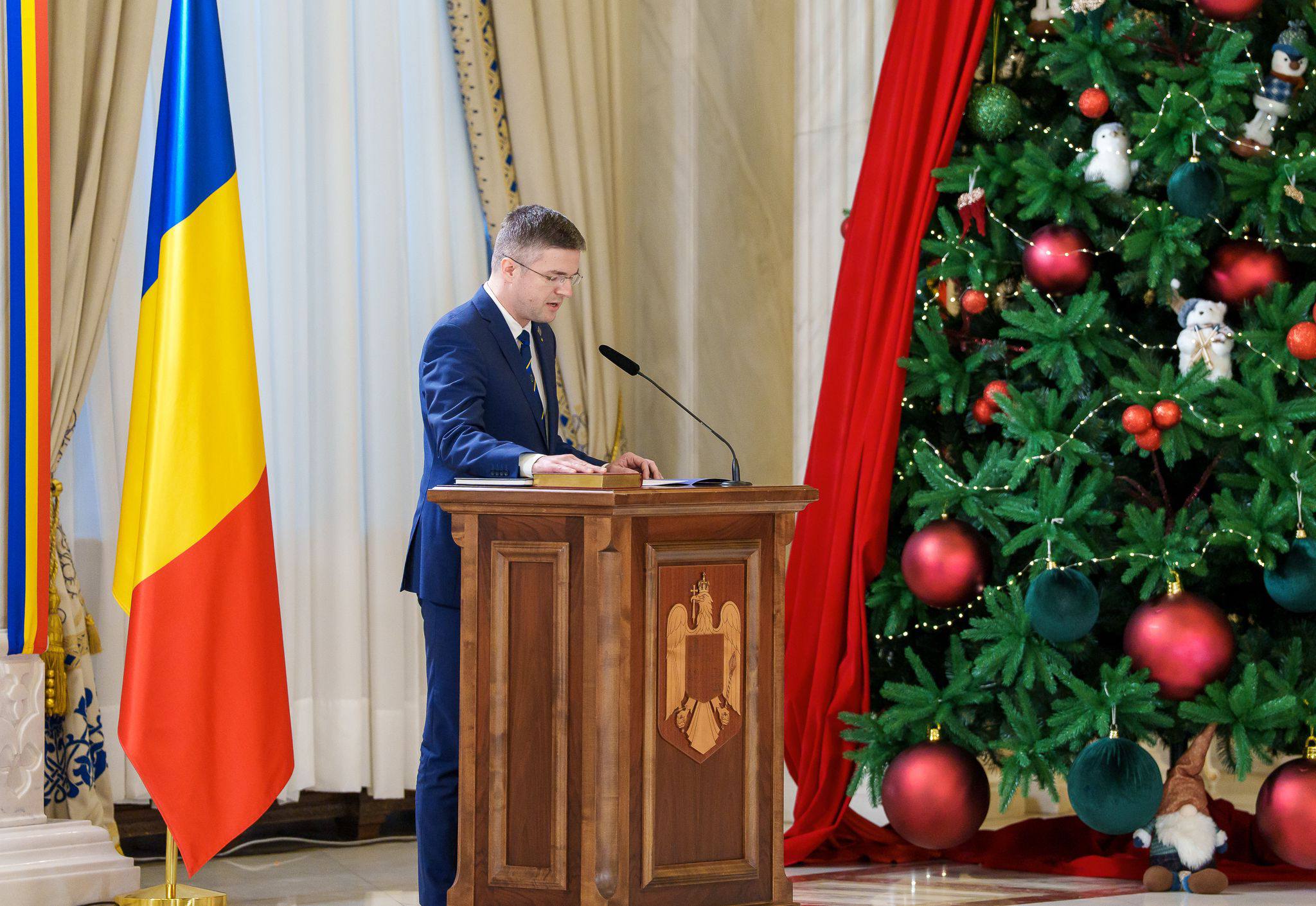 EXCLUSIV. Irineu Darău, noul ministru al Economiei: „Anul 2026 va fi un an greu. Nu am o baghetă magică, nu va fi ușor să redresăm economia, dar sunt aici să caut soluții. Trebuie să fim o singură guvernare cu un plan comun”